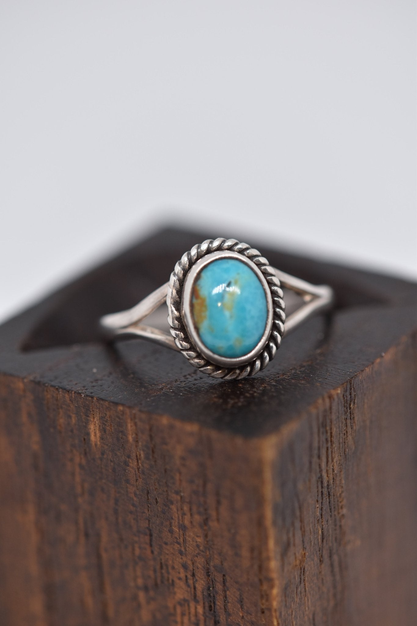 Lady of Turquoise - Violet Elizabeth -