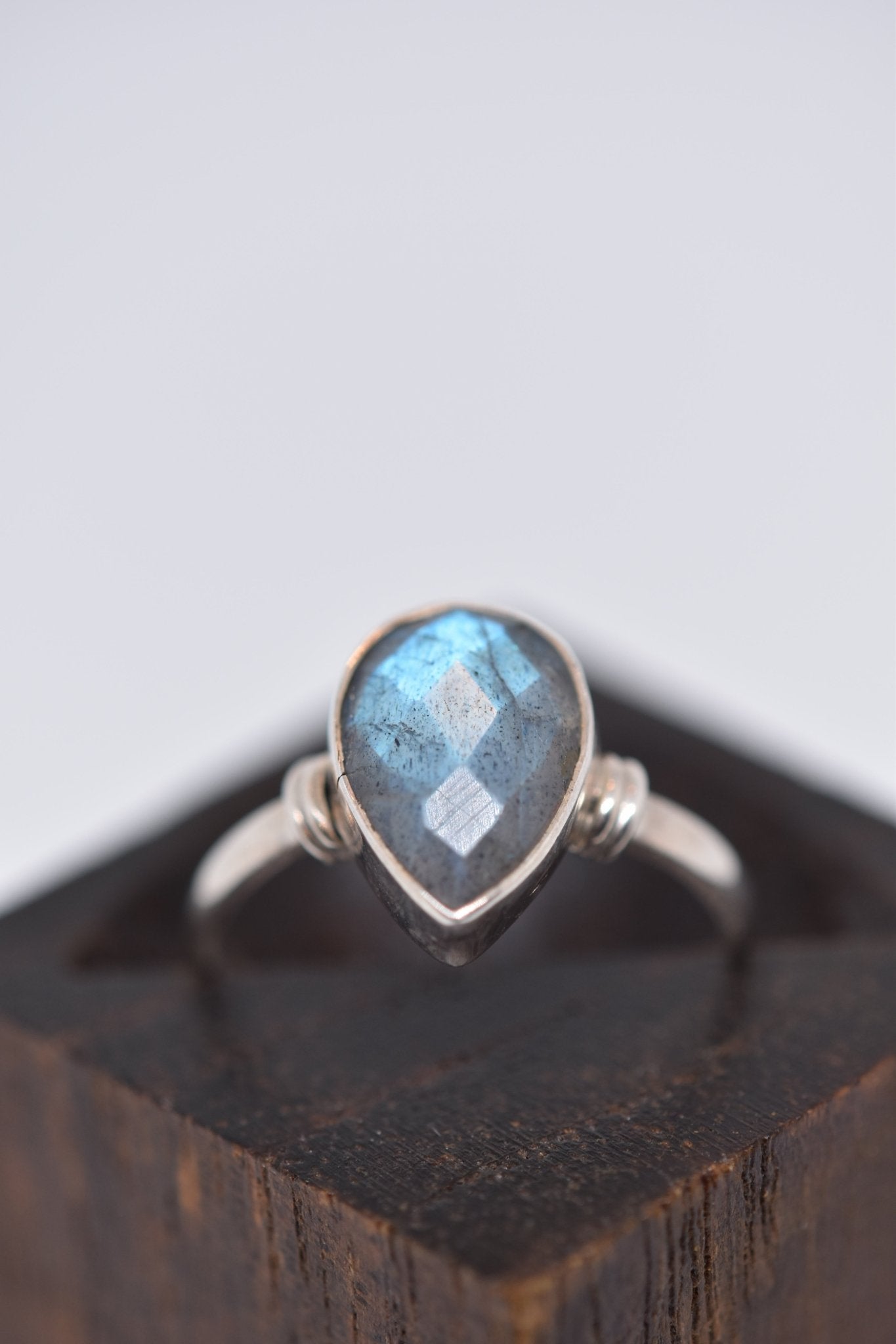 Stone of Magic - Violet Elizabeth -