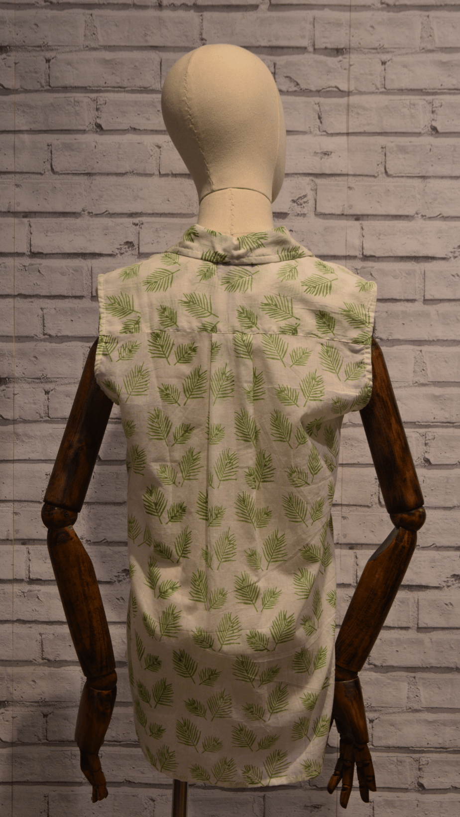 Sleeveless MINT green cotton shirt - Violet Elizabeth - Clothing