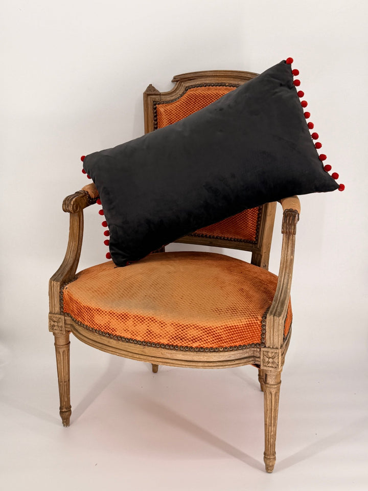 16x26" Lumbar Cushion 😍 - Violet Elizabeth - 