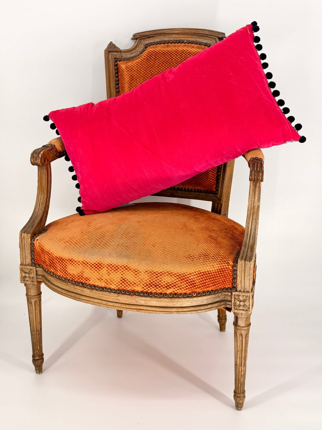 16x26" Lumbar Cushion 😍 - Violet Elizabeth - 