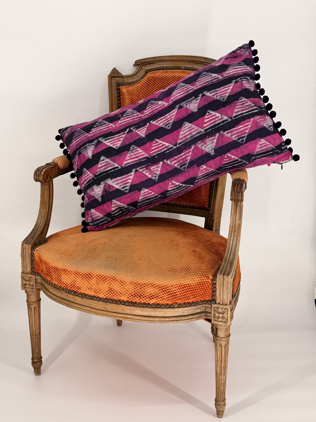 16x26" Lumbar Cushion 😍 - Violet Elizabeth - 