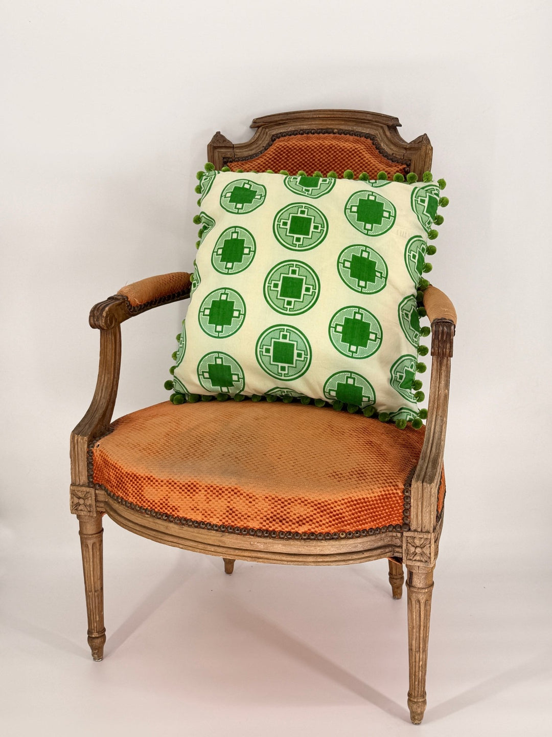 20x20" Cushion 🥰 - Violet Elizabeth - 