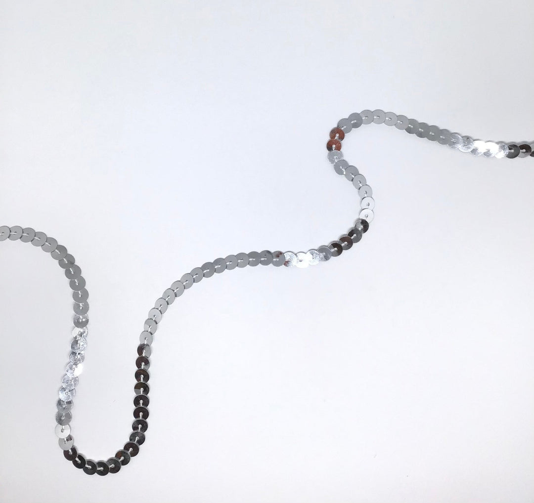 5mm sequins - Violet Elizabeth - Haberdashery