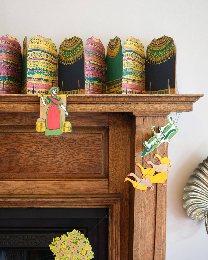 UK/EU: 12 Days of Christmas Sewn Garland