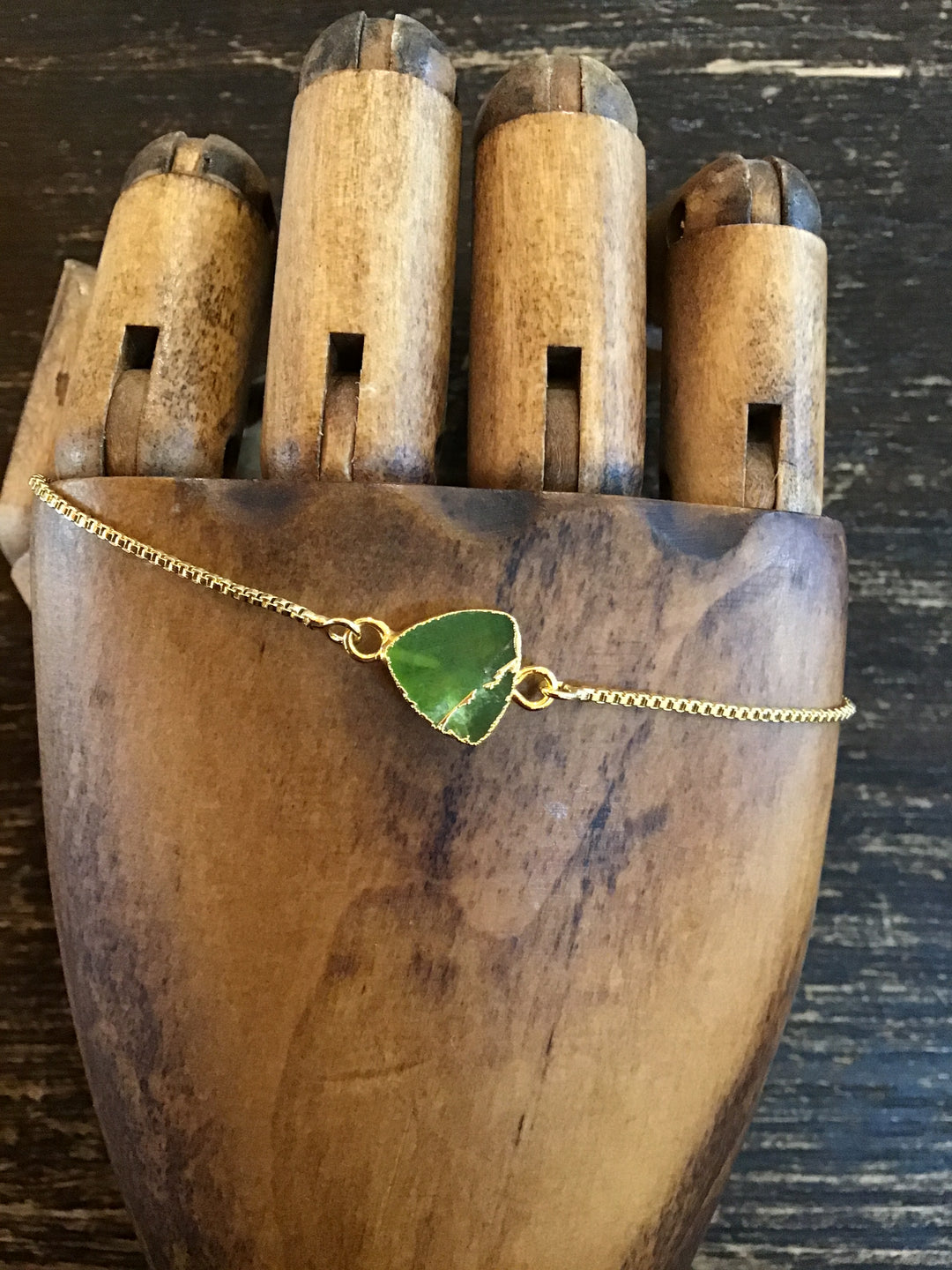 Crackle Triangular Peridot Bracelet - Violet Elizabeth