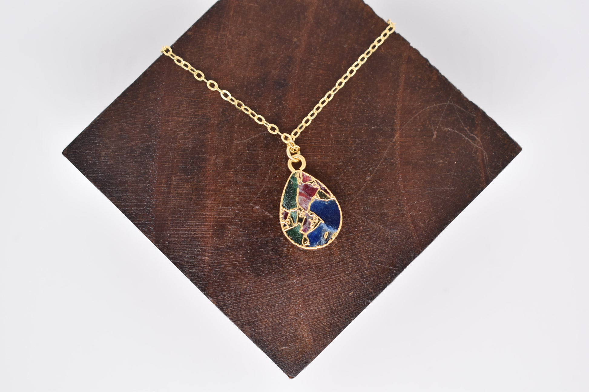 Crackle and Gold Necklace - Violet Elizabeth