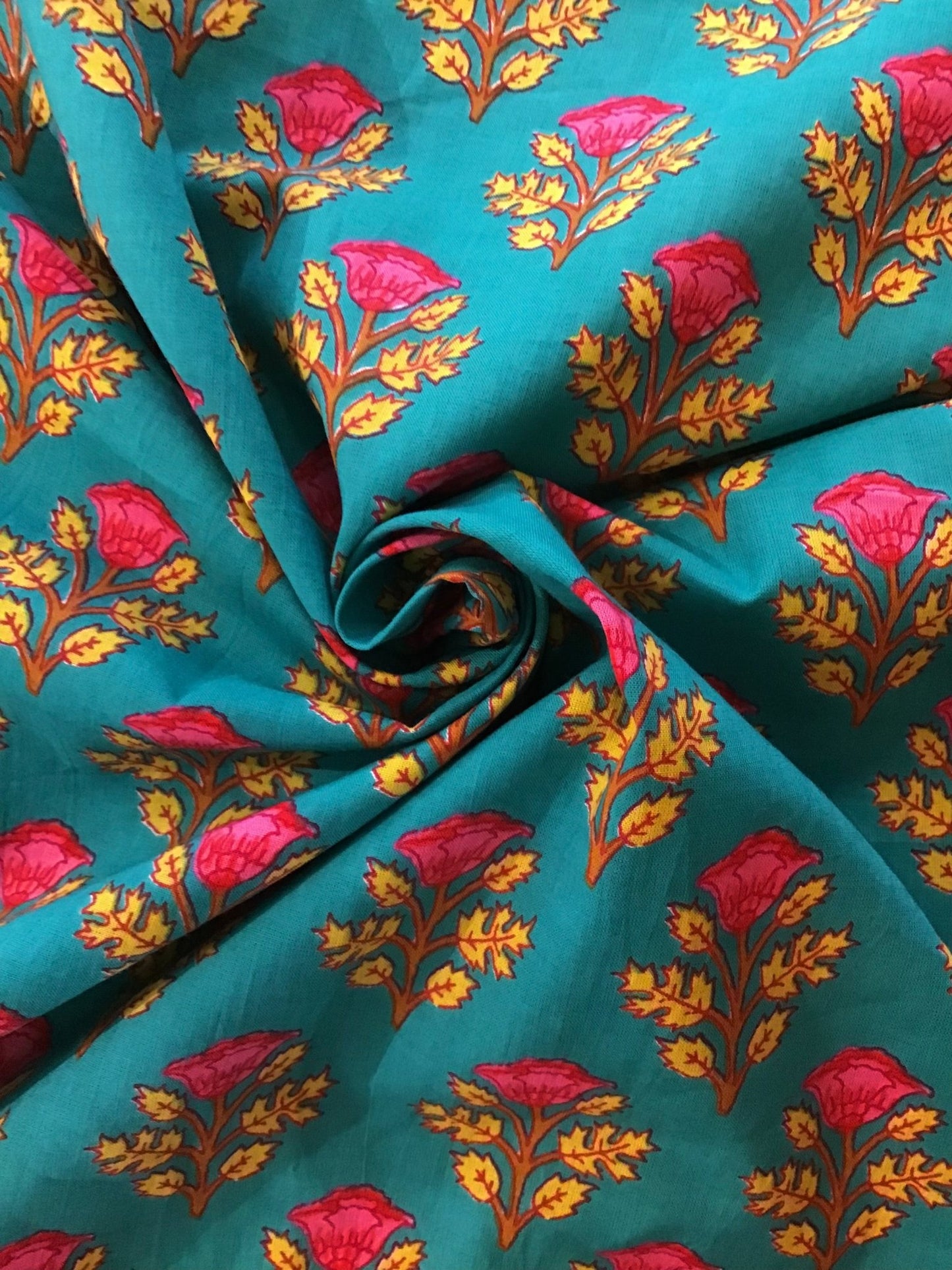 All over small tulip print Screen Printed Fabric 100% Cotton - Violet Elizabeth - Haberdashery