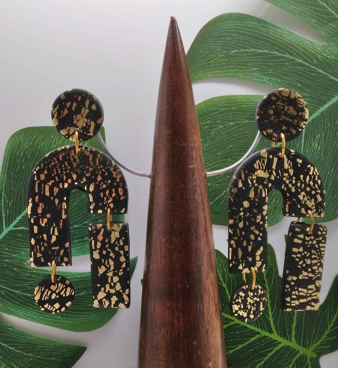 All That Glitters Statement: Large