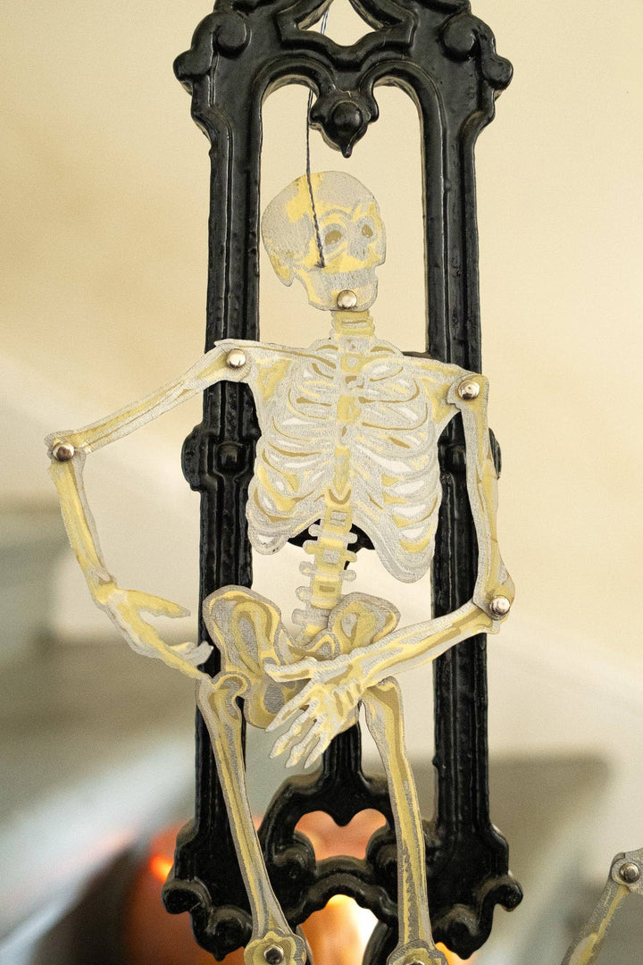 UK/EU: Dancing Skeletons Paper Ornaments
