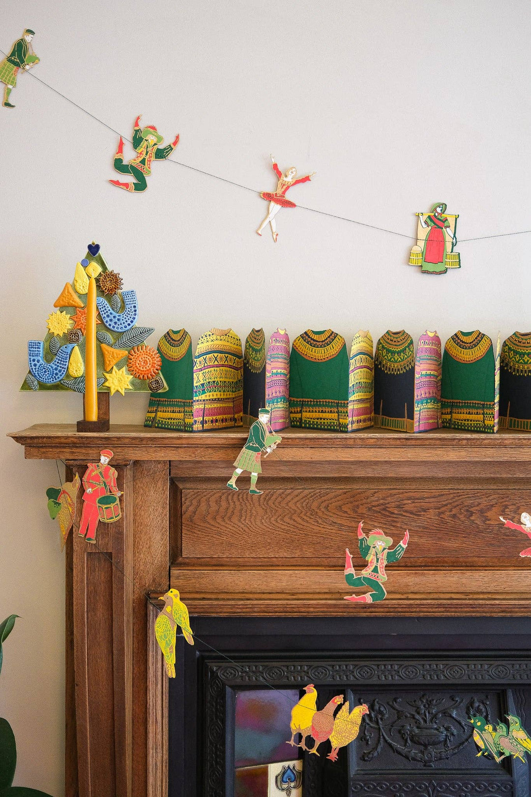 UK/EU: 12 Days of Christmas Sewn Garland