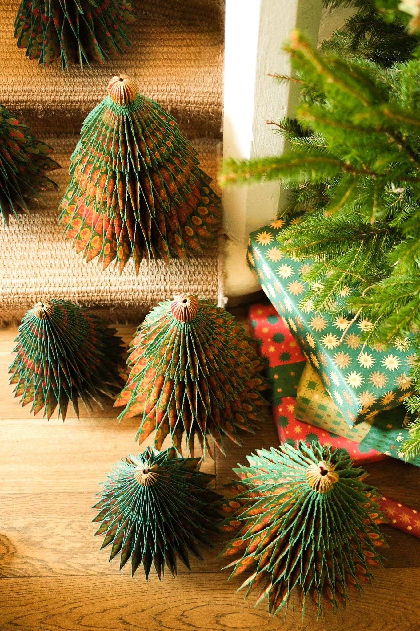 Christmas Tree Honeycomb - Violet Elizabeth - 