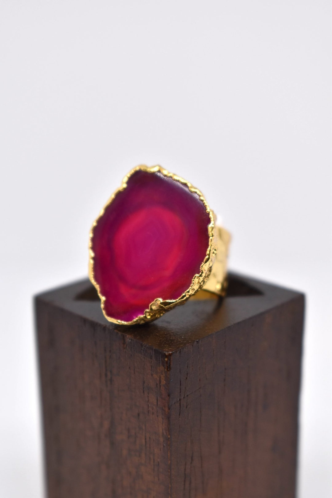 Crimson Magical Agate Slice Ring - Violet Elizabeth - Jewellery