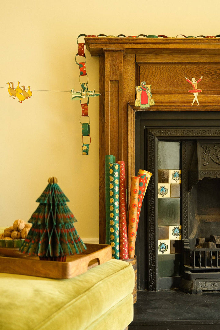 UK/EU: 12 Days of Christmas Sewn Garland