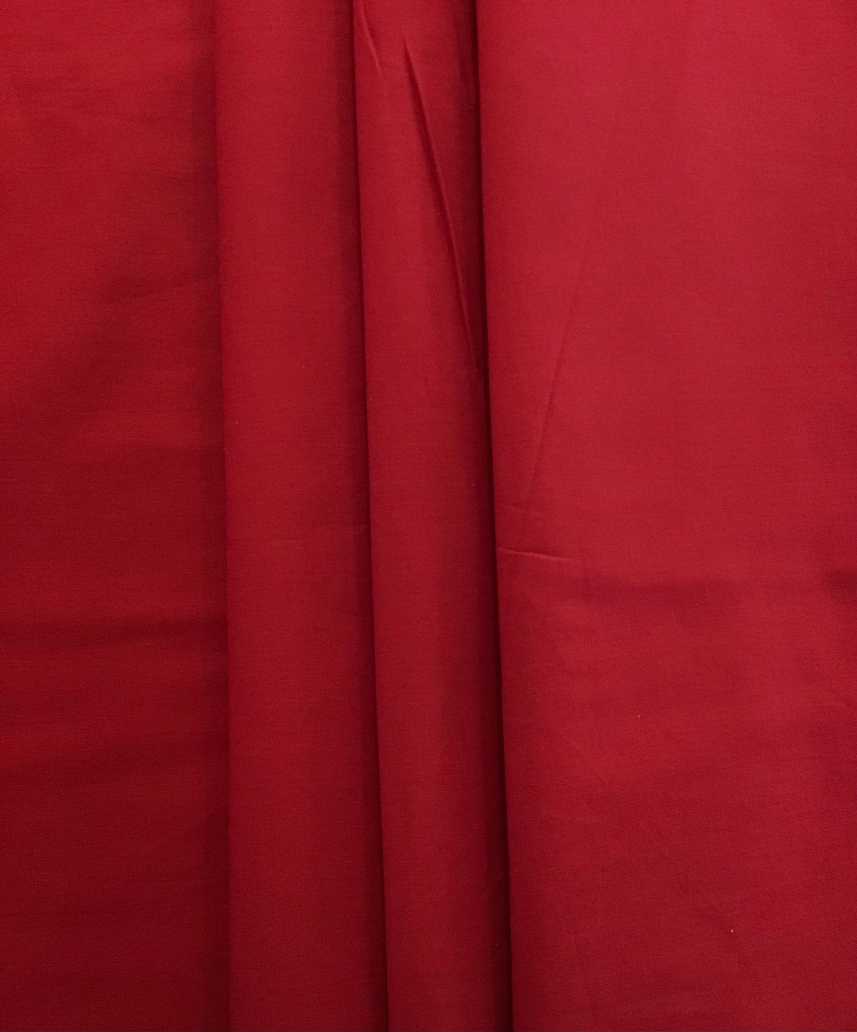Equestrian Red Plain coloured Fabric 100% Cotton - Violet Elizabeth - Haberdashery