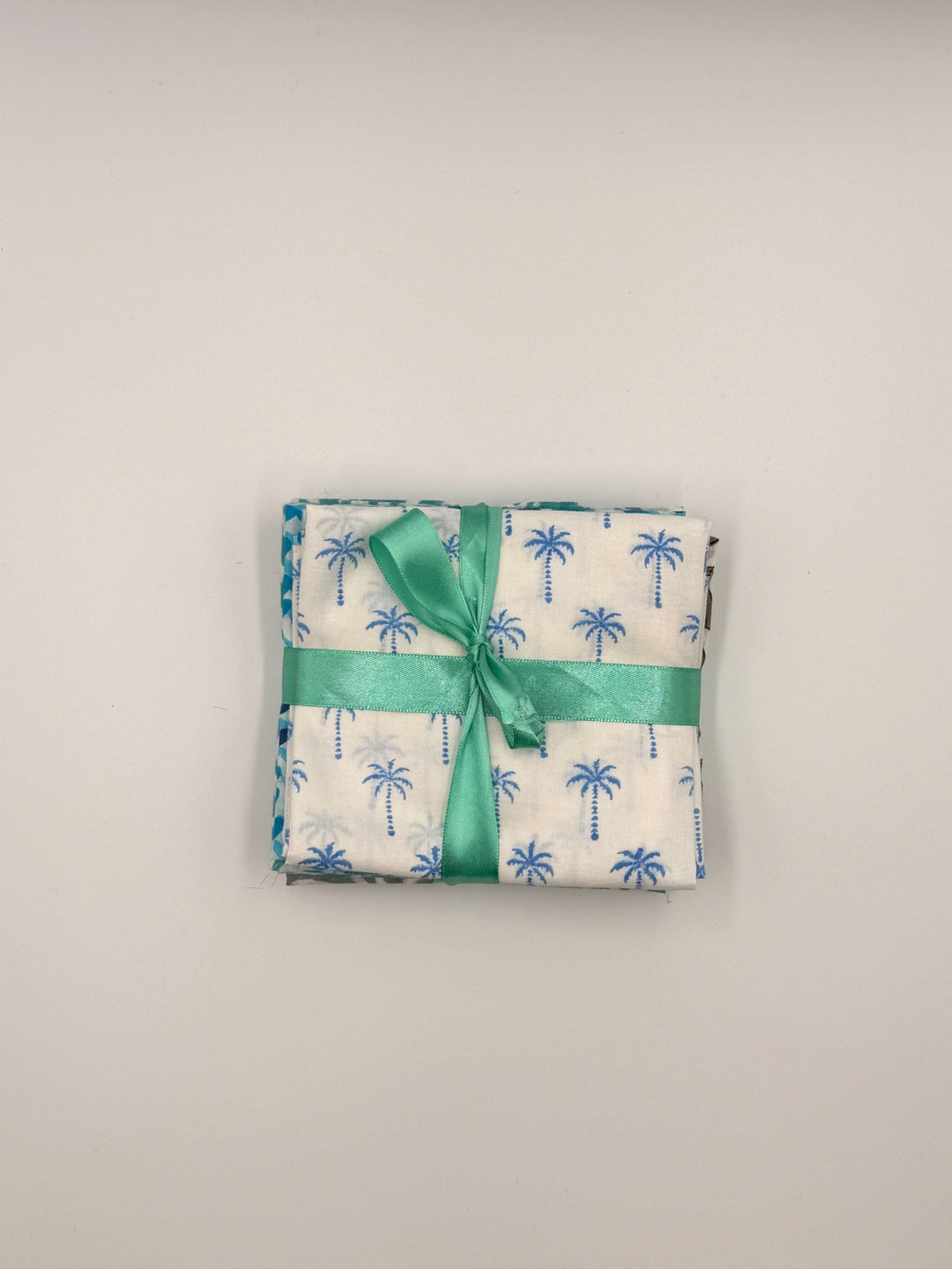 Fat Quarter Bundle - Whites and Blues - Violet Elizabeth - 
