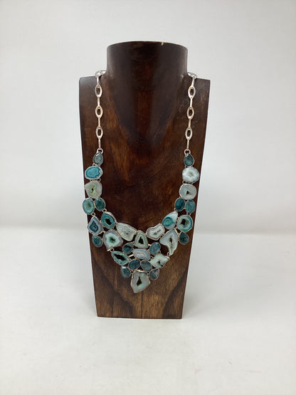 Asymmetric Agate necklace - Violet Elizabeth