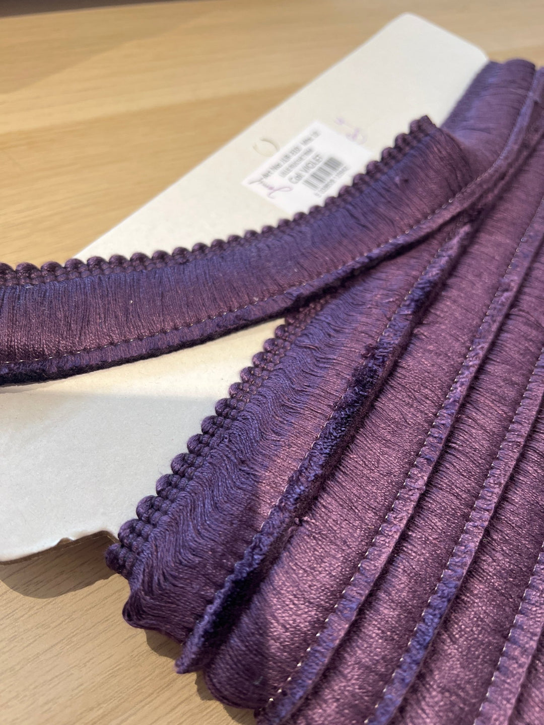 Lille Ruche Trim 400g - Violet Elizabeth - Haberdashery
