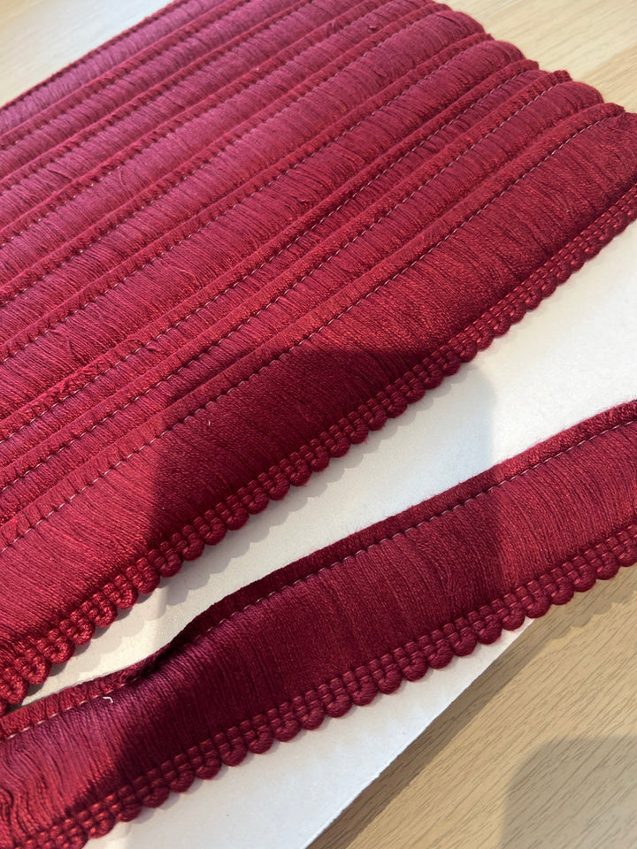 Lille Ruche Trim 400g - Violet Elizabeth - Haberdashery