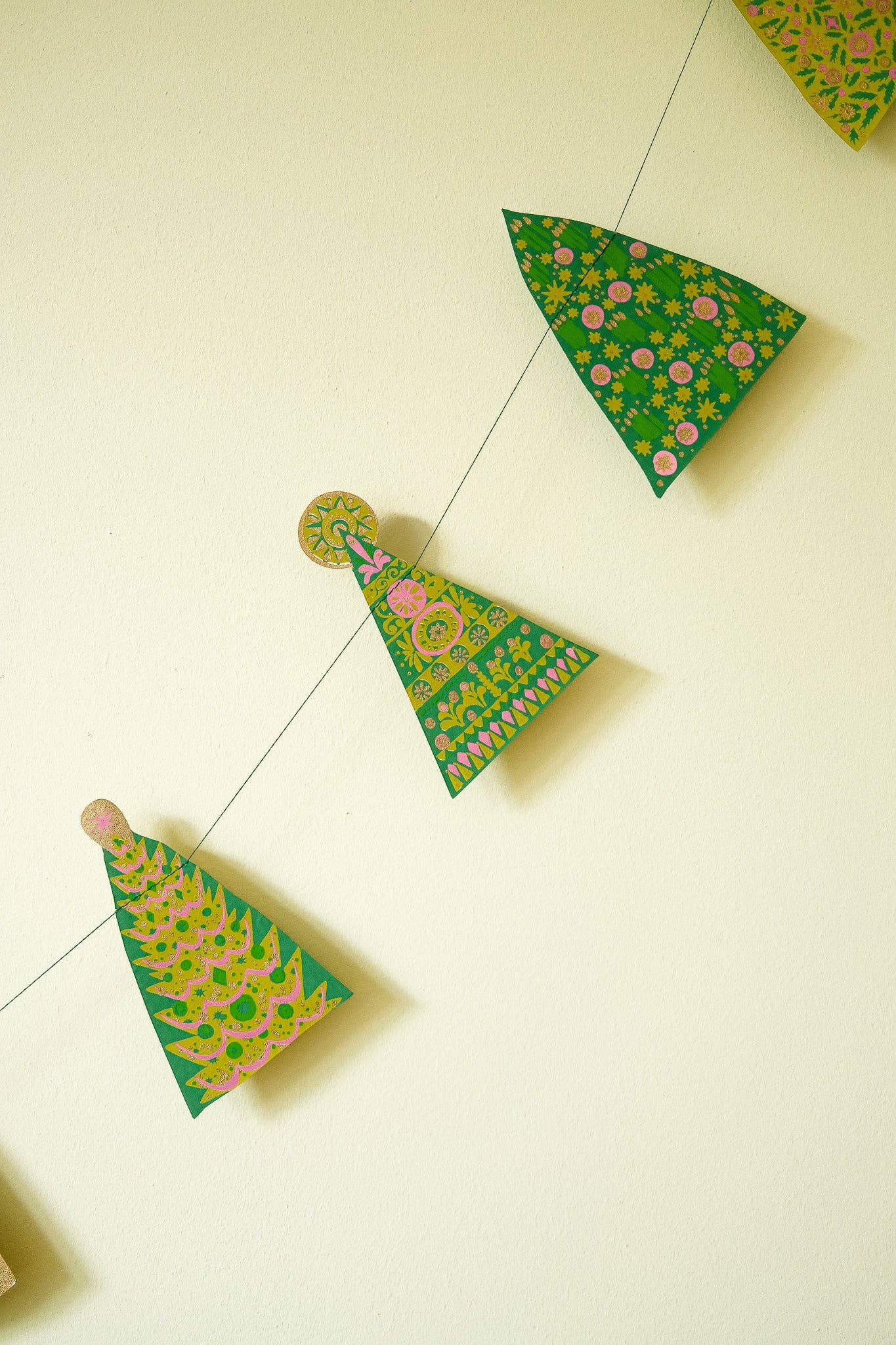 Midcentury Trees Sewn Garland - Violet Elizabeth - 