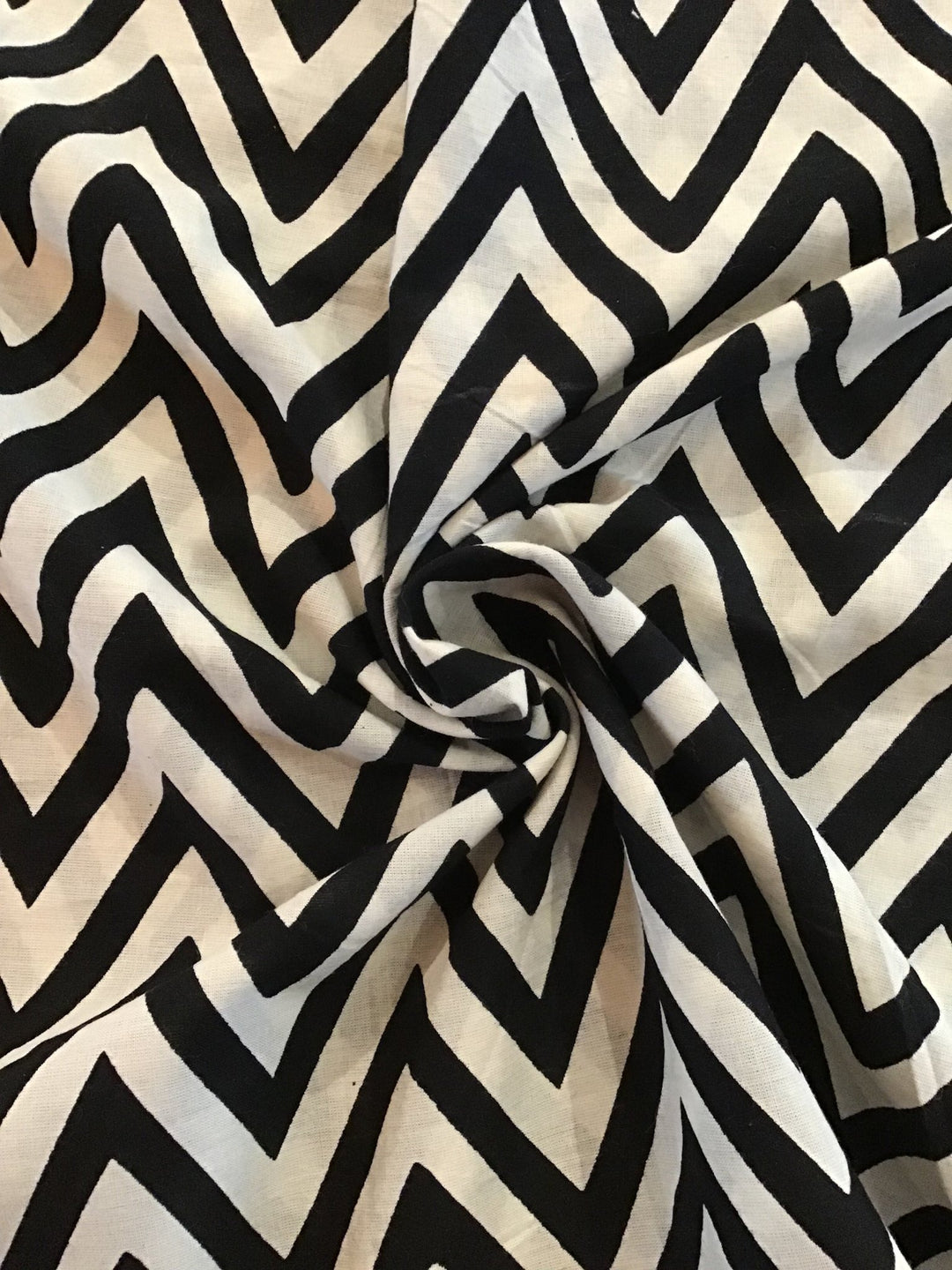 Monochrome shevron Screen Printed Fabric 100% Cotton - Violet Elizabeth - Haberdashery