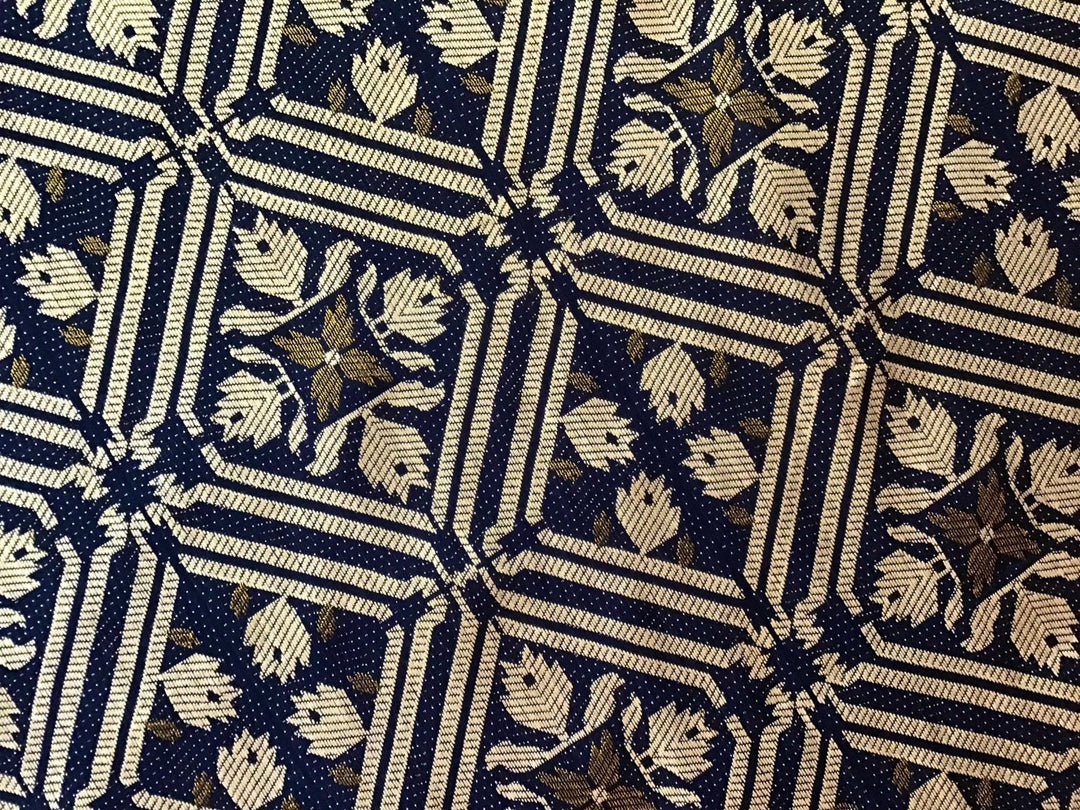 Muscat Handloom Fabric 100% Cotton - Violet Elizabeth - Haberdashery