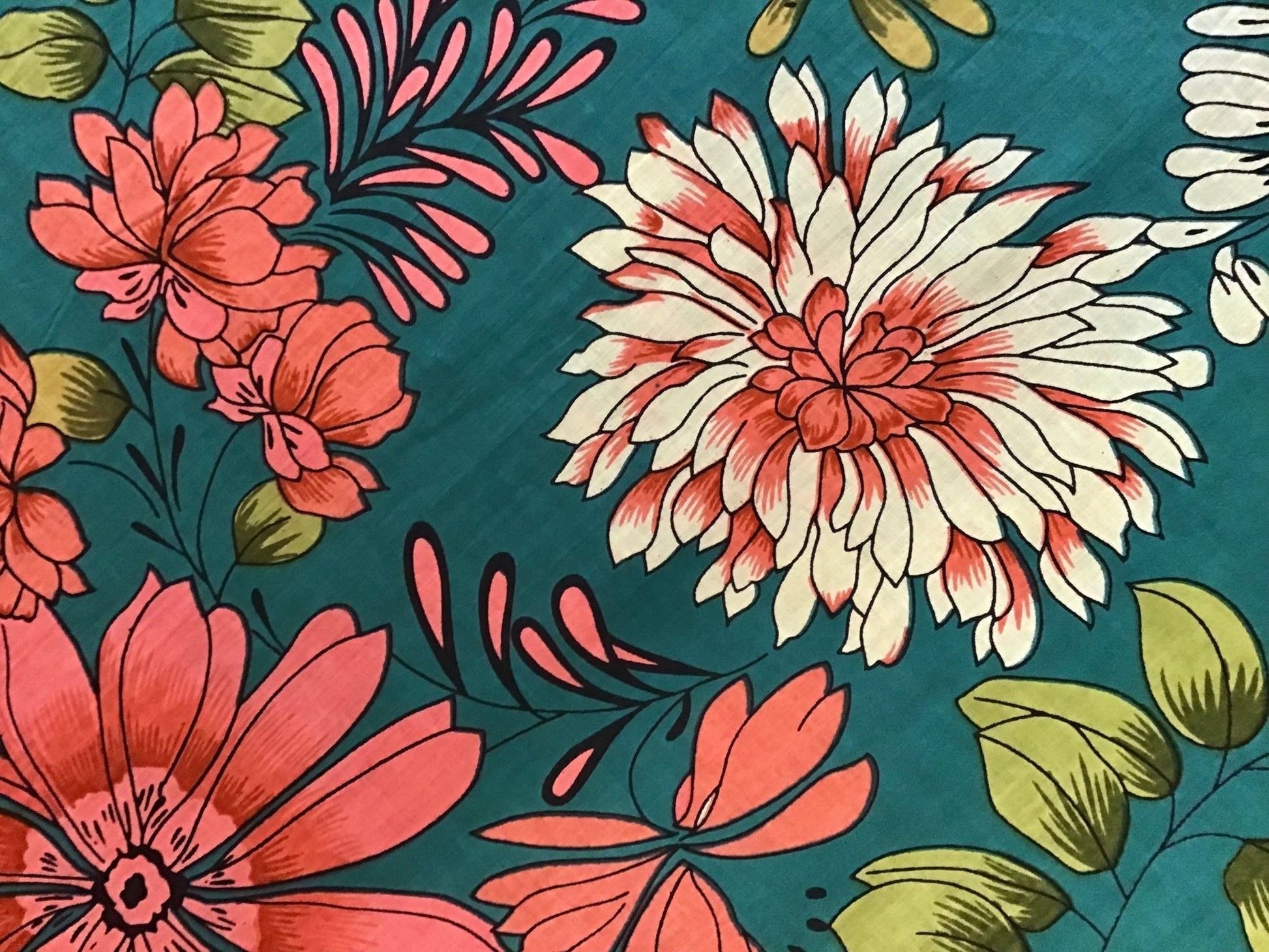 ornamental garden Screen Printed Fabric 100% Cotton - Violet Elizabeth - Haberdashery