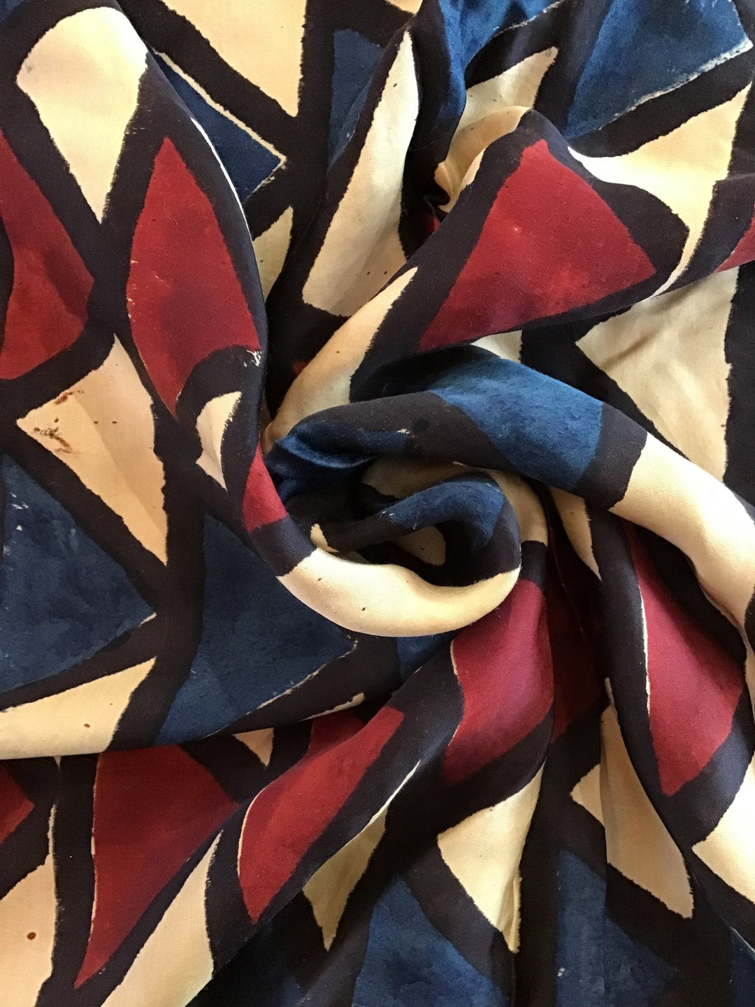 Primary pyramids Mushru cotton/silk blend - Violet Elizabeth - Haberdashery