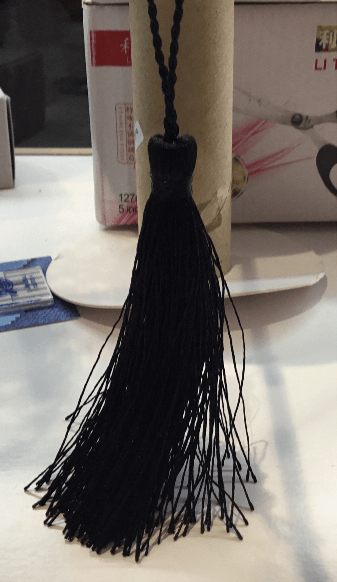 Tassels with shimmer - Violet Elizabeth - Haberdashery