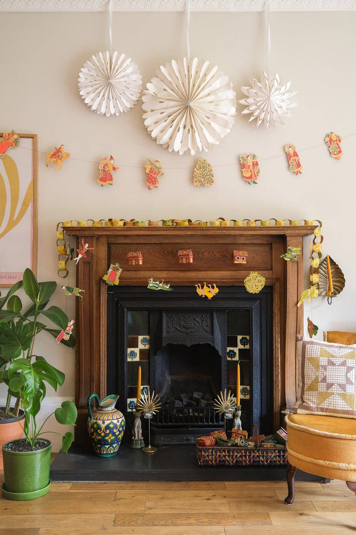 UK/EU: 12 Days of Christmas Sewn Garland - Violet Elizabeth - Christmas Decorations