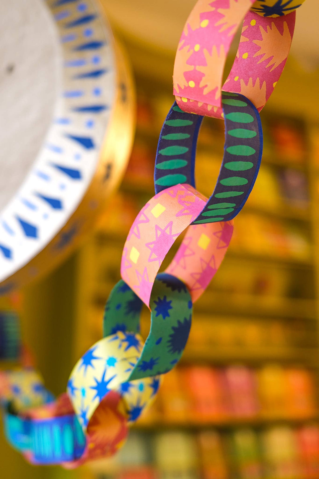 UK/EU: Celebration Paper Chain Kit - Violet Elizabeth -