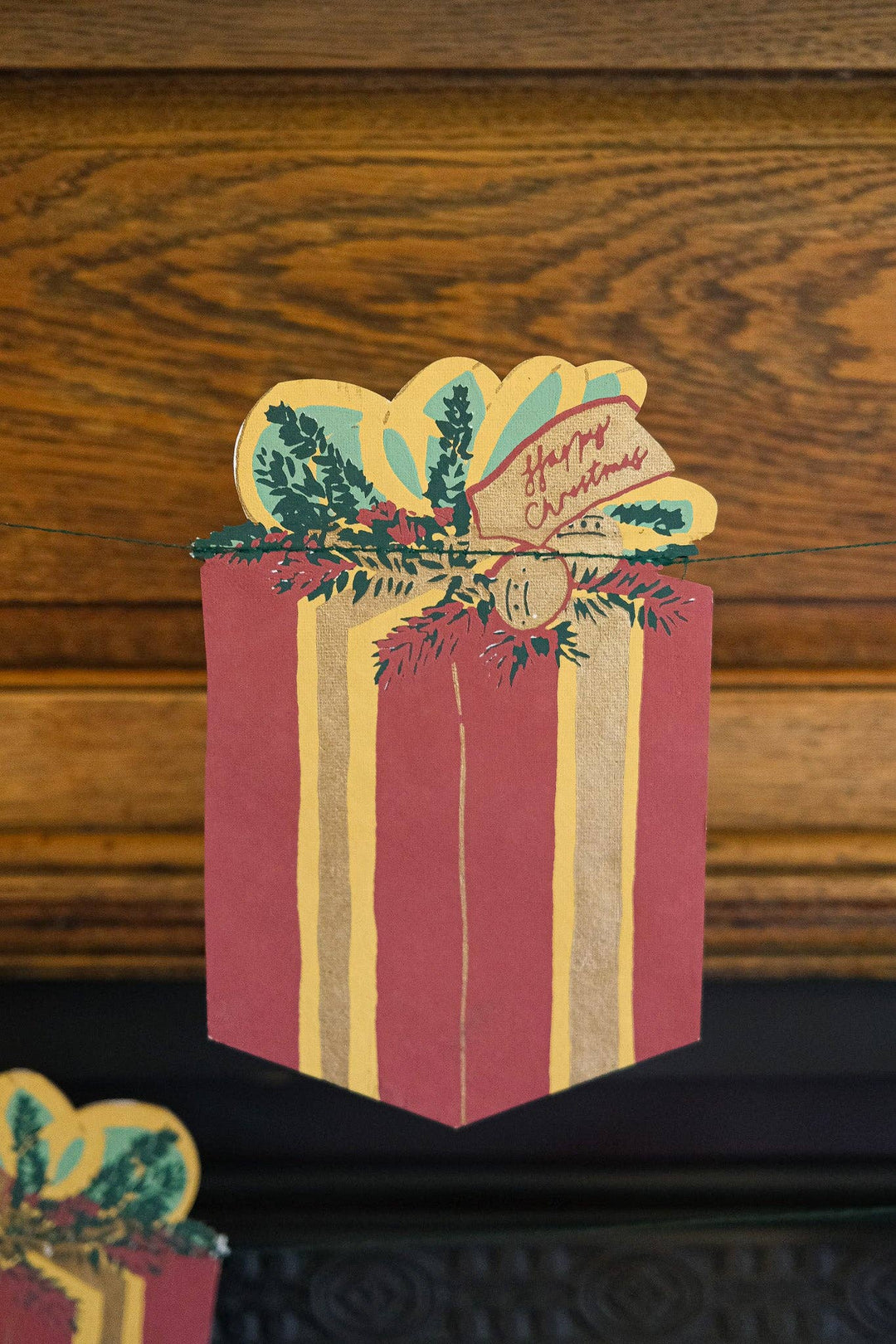 UK/EU: Christmas Sewn Garland - Violet Elizabeth - Christmas Decorations