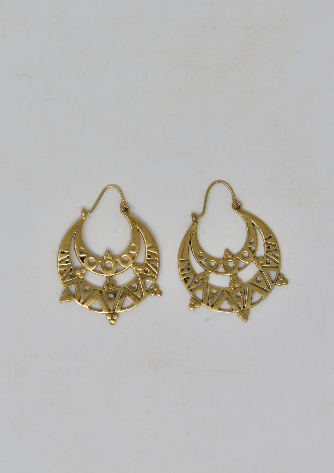 Star rainbow brass earring - Violet Elizabeth