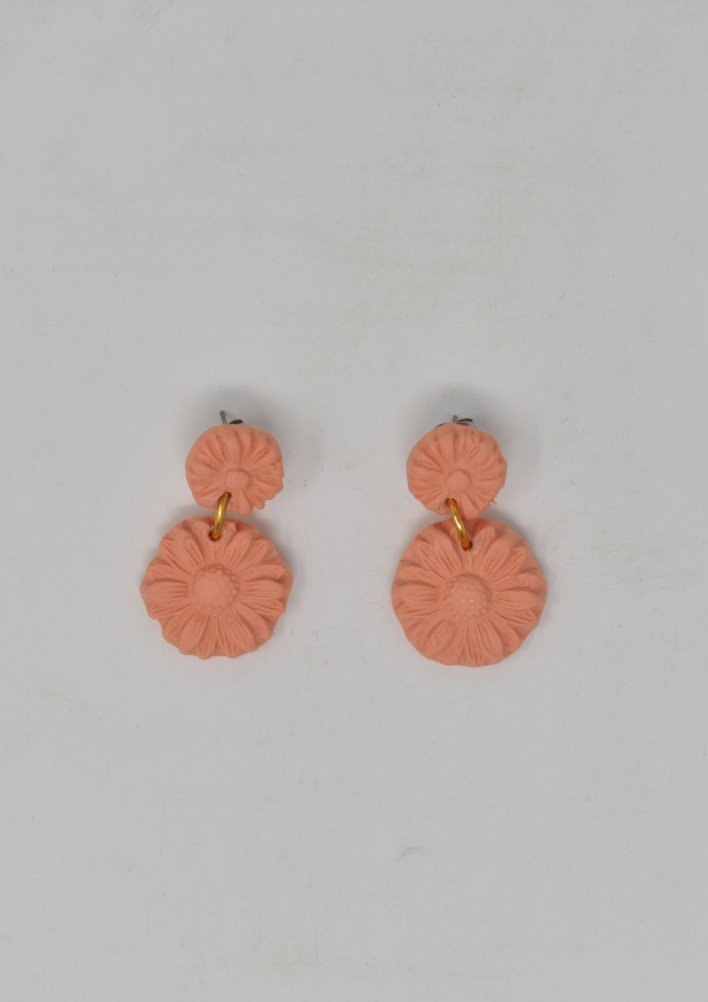 Daisy Drop Earrings Peach - Violet Elizabeth