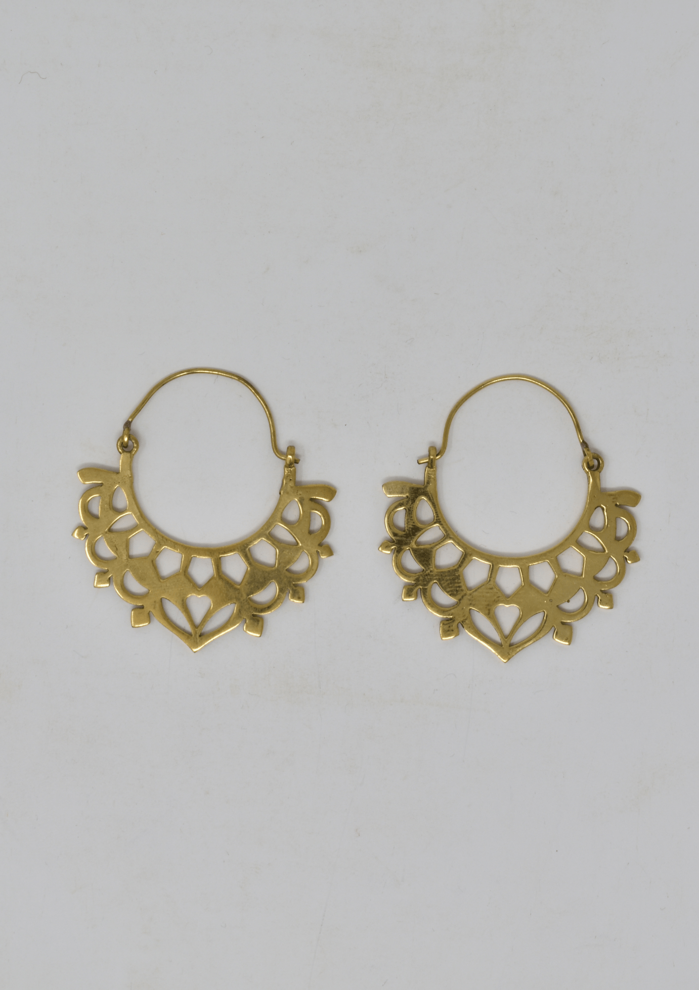 Decorative semi star earring - Violet Elizabeth - Jewellery