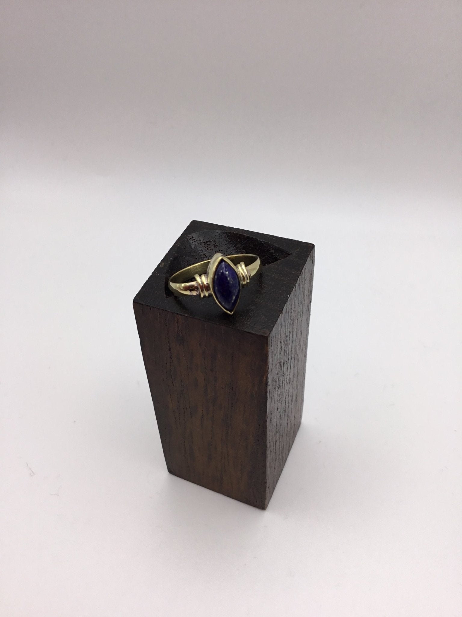 Elegant simplicity brass setting - Violet Elizabeth - Jewellery