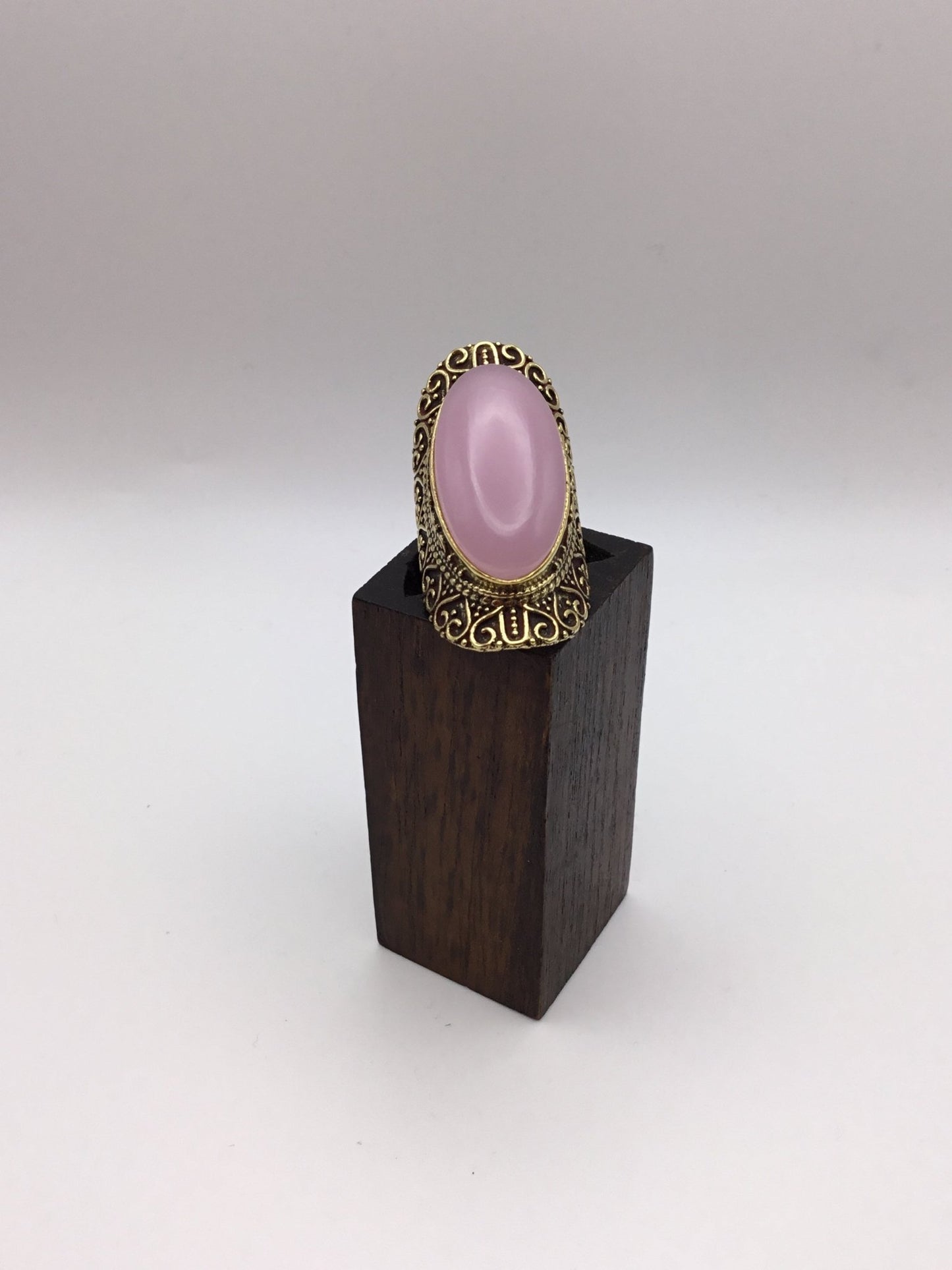 Large Heart Surround Brass Ring: Various Stones - Violet Elizabeth - Jewellery