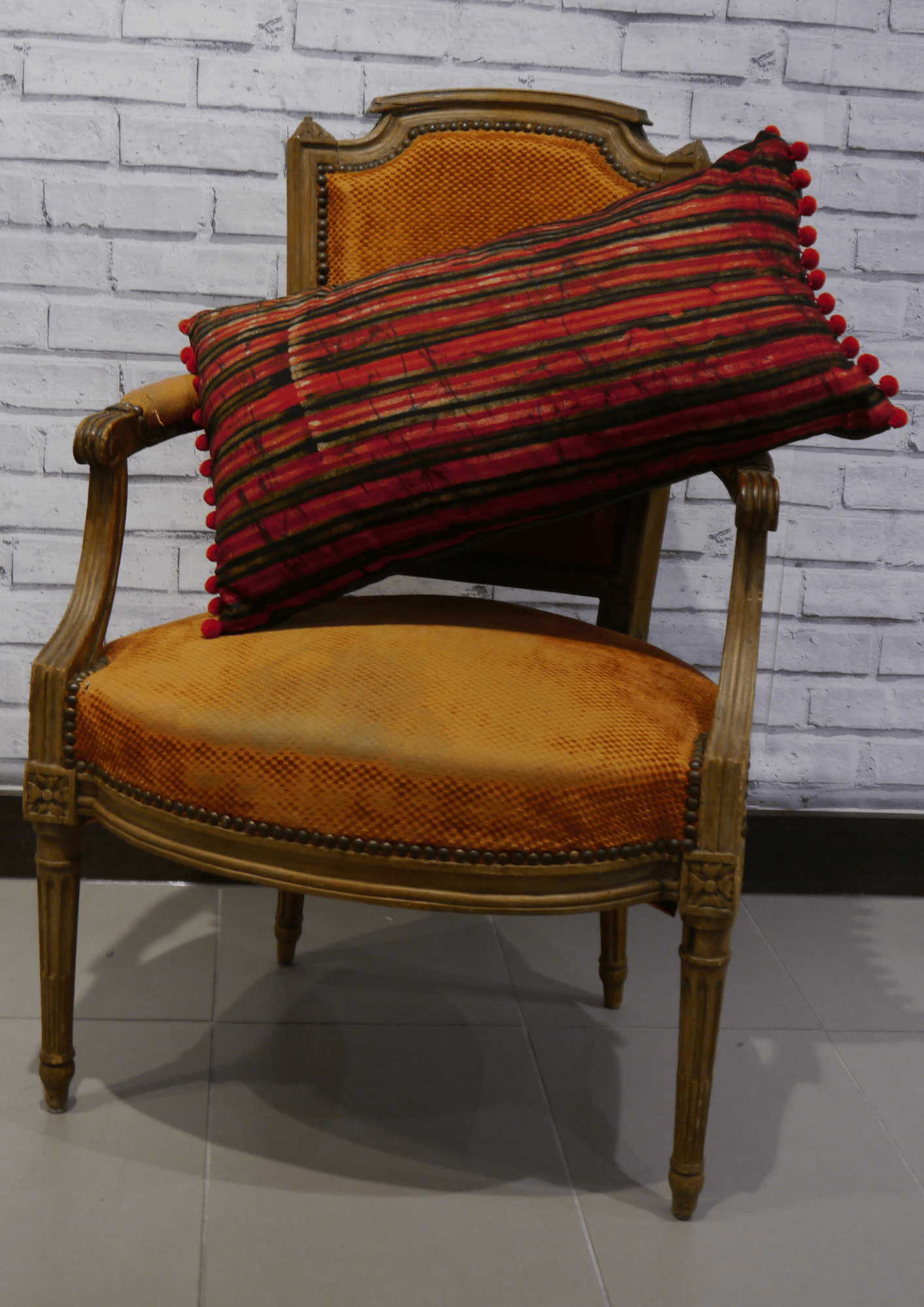 Red and black batik lumber - Violet Elizabeth - 